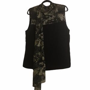 EUC 6TH & LN Camo and Black Top w Scarf 20